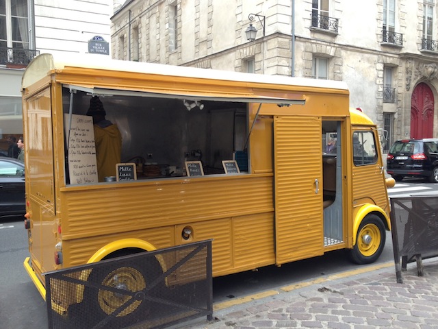 Le Petit Camion Jaune Food Truck Le Petit Camion Jaune Food Truck