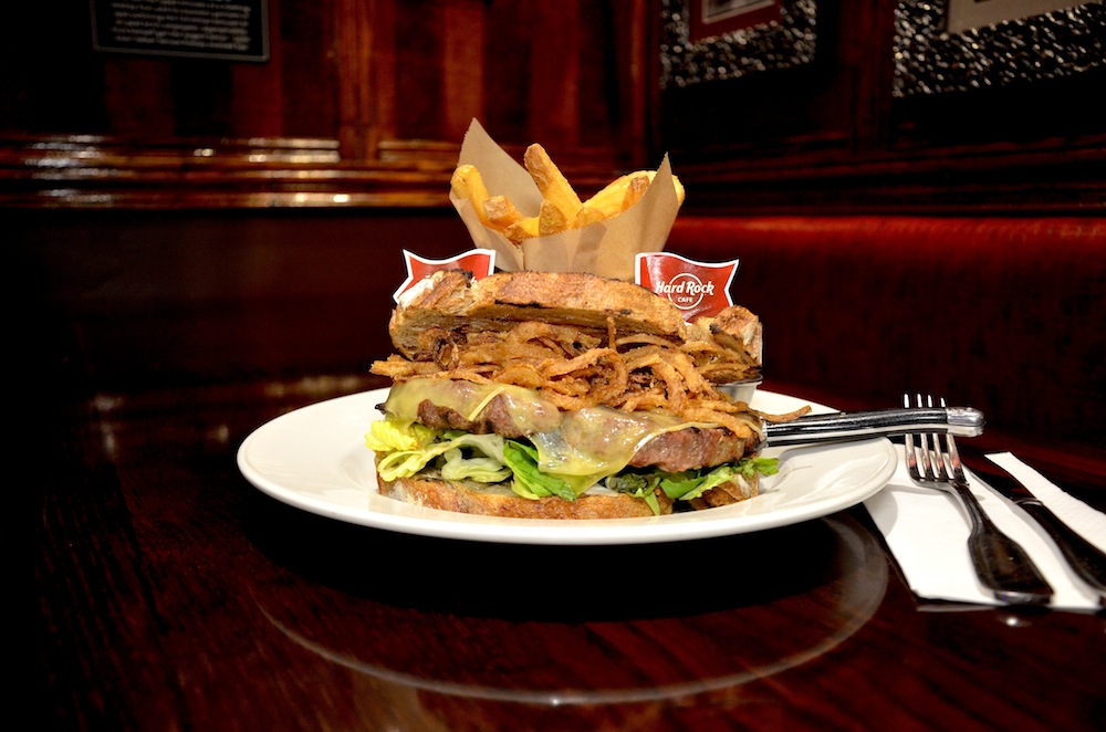 Hard Rock Cafe va proposer un burger à 71 centimes