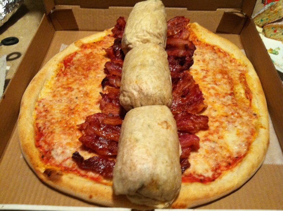 Il a réalisé une Pizza Burrito avec 3 Burritos Chipotle