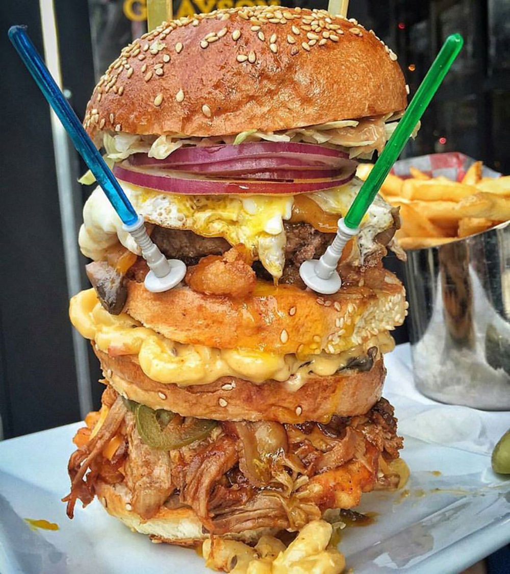 Le plus FAT des burgers réalisé pour la sortie de Star Wars