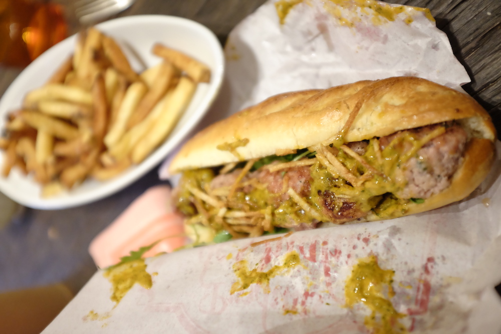 TEST : Le Meatball Sandwich du Café des Abattoirs