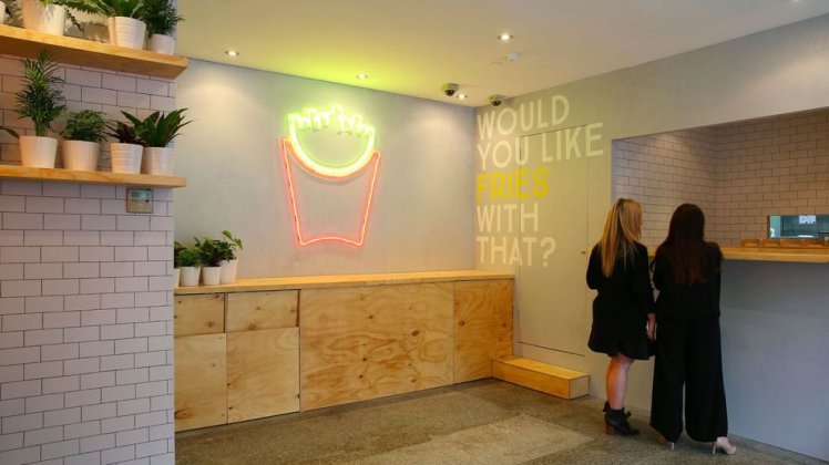 McDonald’s ouvre un pop up où tout est gratuit !