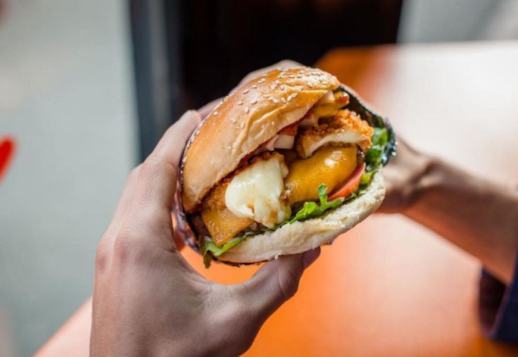 Ce restaurant vous donnera des burgers gratuits à vie en échange de quelque chose