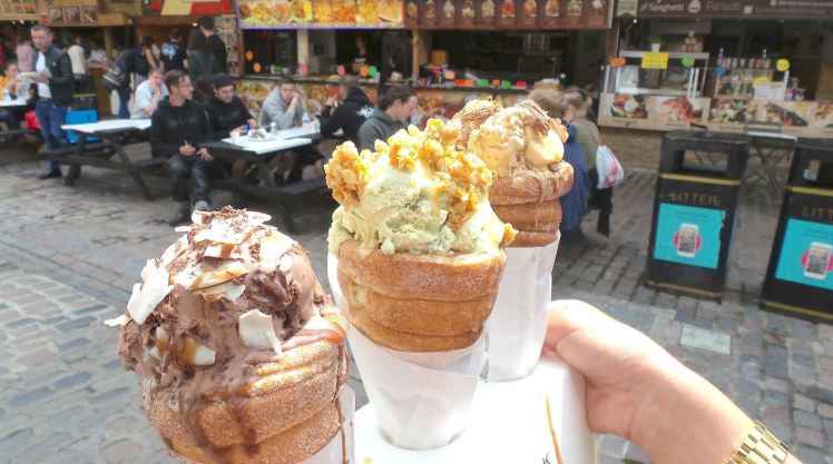 Le Crone, mix entre un croissant donut et de la glace