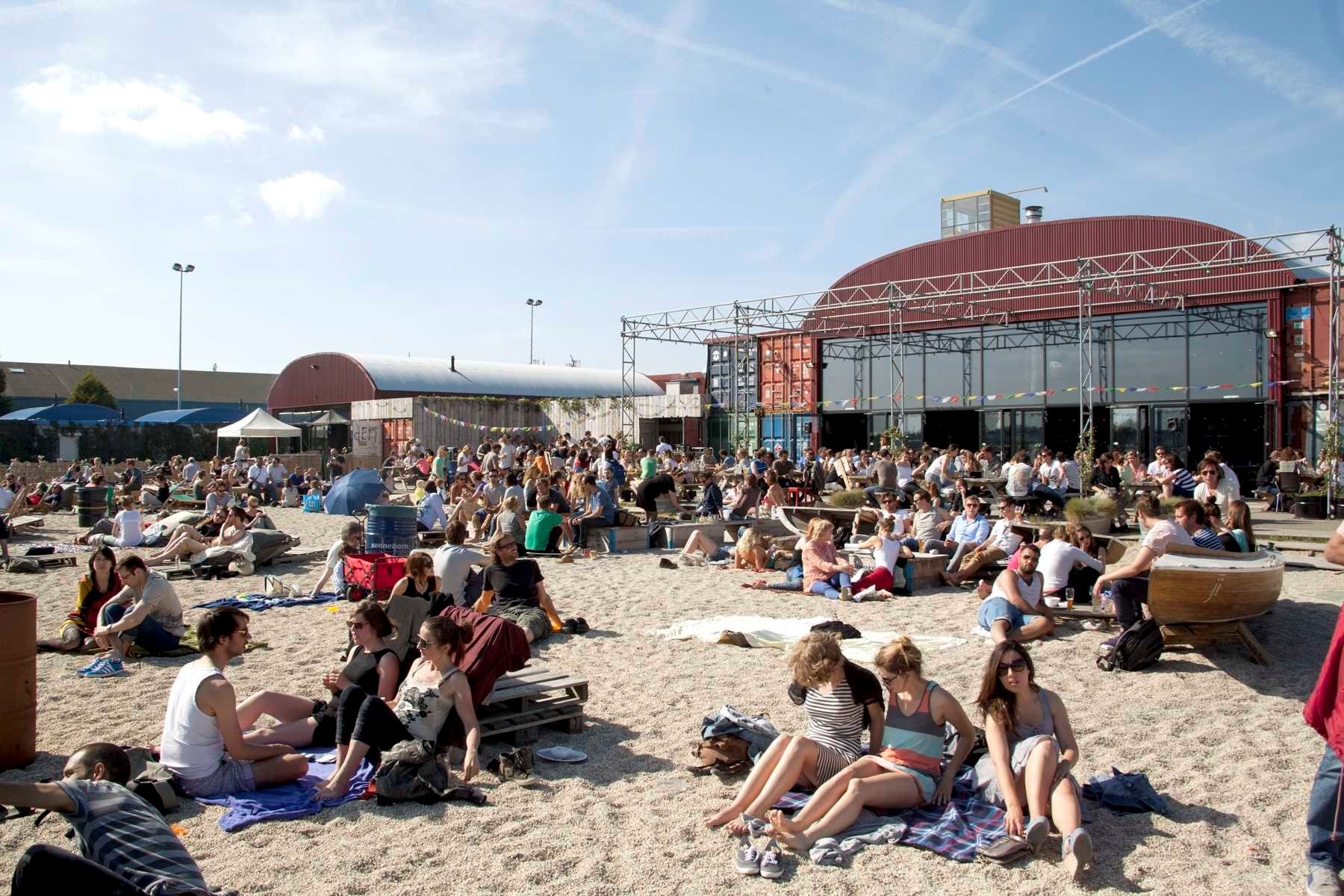 TOP : Pllek, manger dans un conteneur à Amsterdam