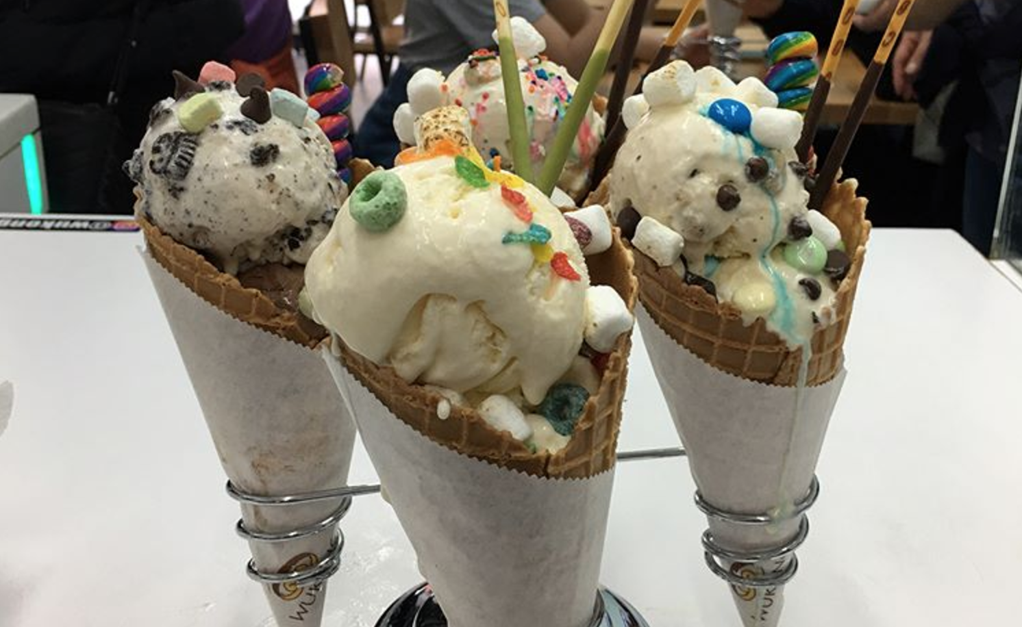 TOP : La Glace XXL au Nuage de Barbe à Papa chez Wu Kong à New-York