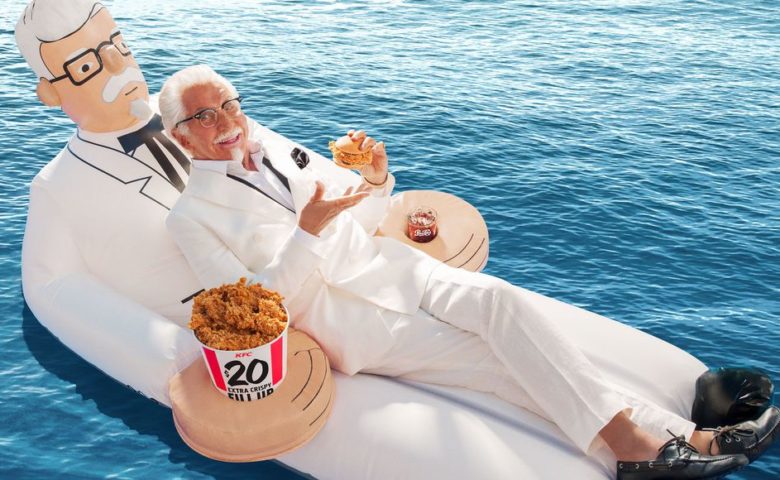 La bouée KFC du Colonel Sanders qu’il vous faut cet été !